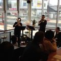 カフェ・コンサートを開催 カフェ・コンサートを開催